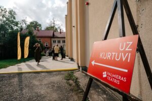 Dejas mājas un Valmieras laikmetīgās dejas programmas atklāšana