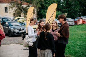 Dejas mājas un Valmieras laikmetīgās dejas programmas atklāšana