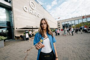 Zariņa trauslā balansēšana