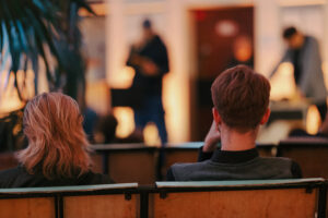 Uzgaidāmajā telpā. Nakts performance ar tekstu grupu “Orbīta”